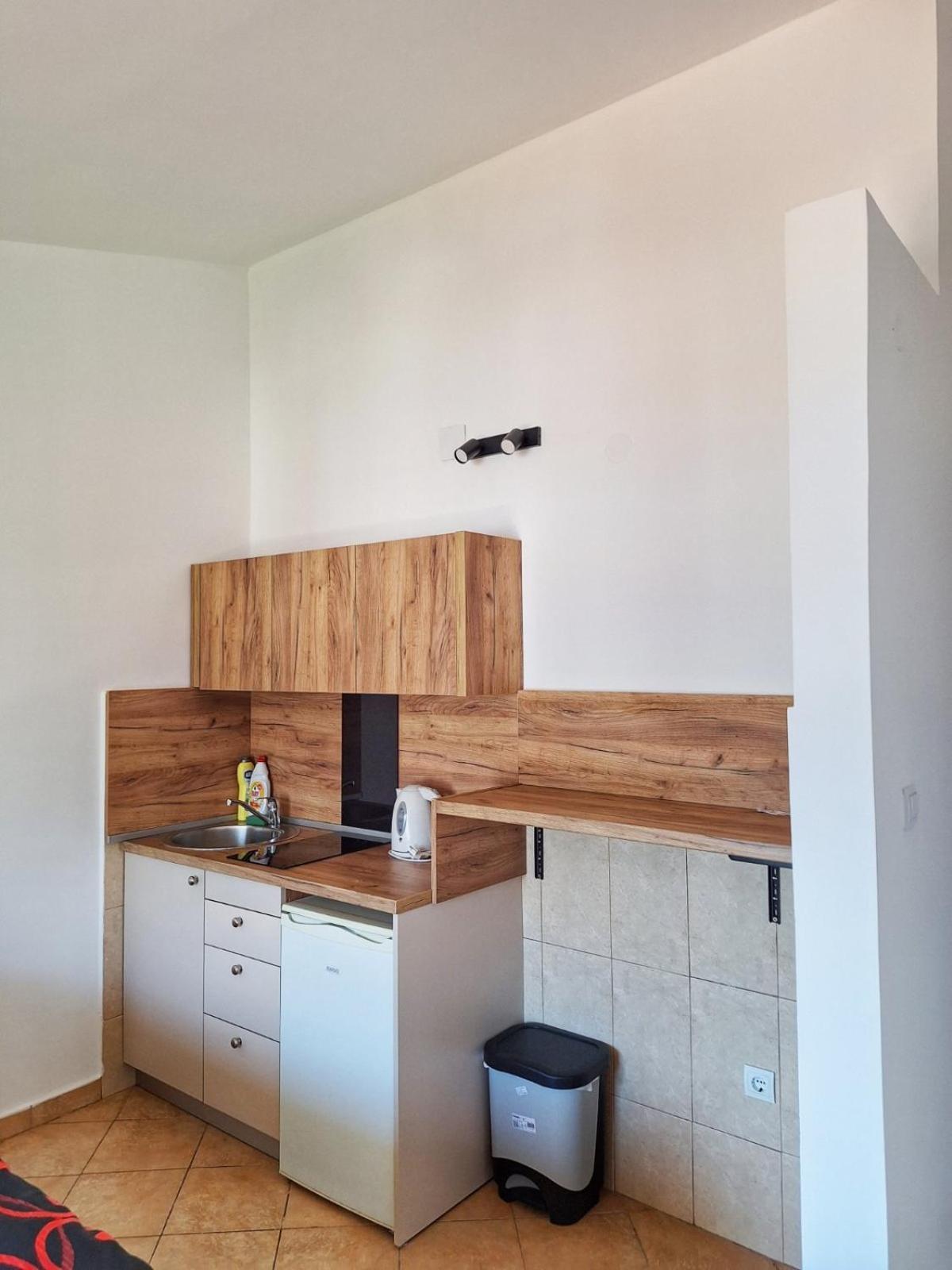 בודווה Apartmani Cupic מראה חיצוני תמונה